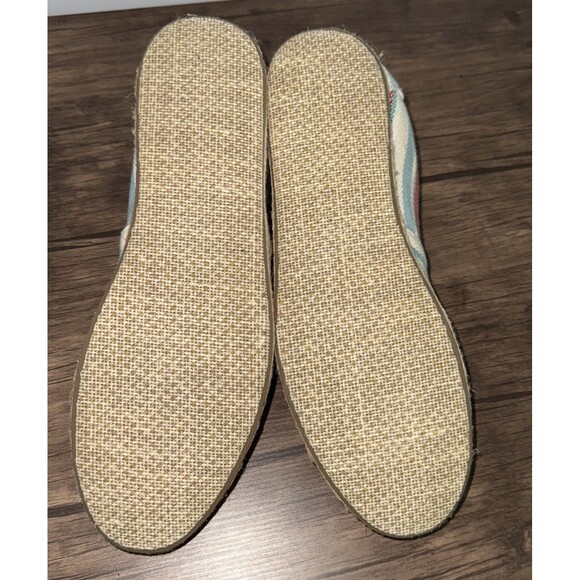 TOMS Slip On Shoe Women's Blue Red Cream Striped Canvas Sneaker Casual Size 11 - Picture 6 of 6